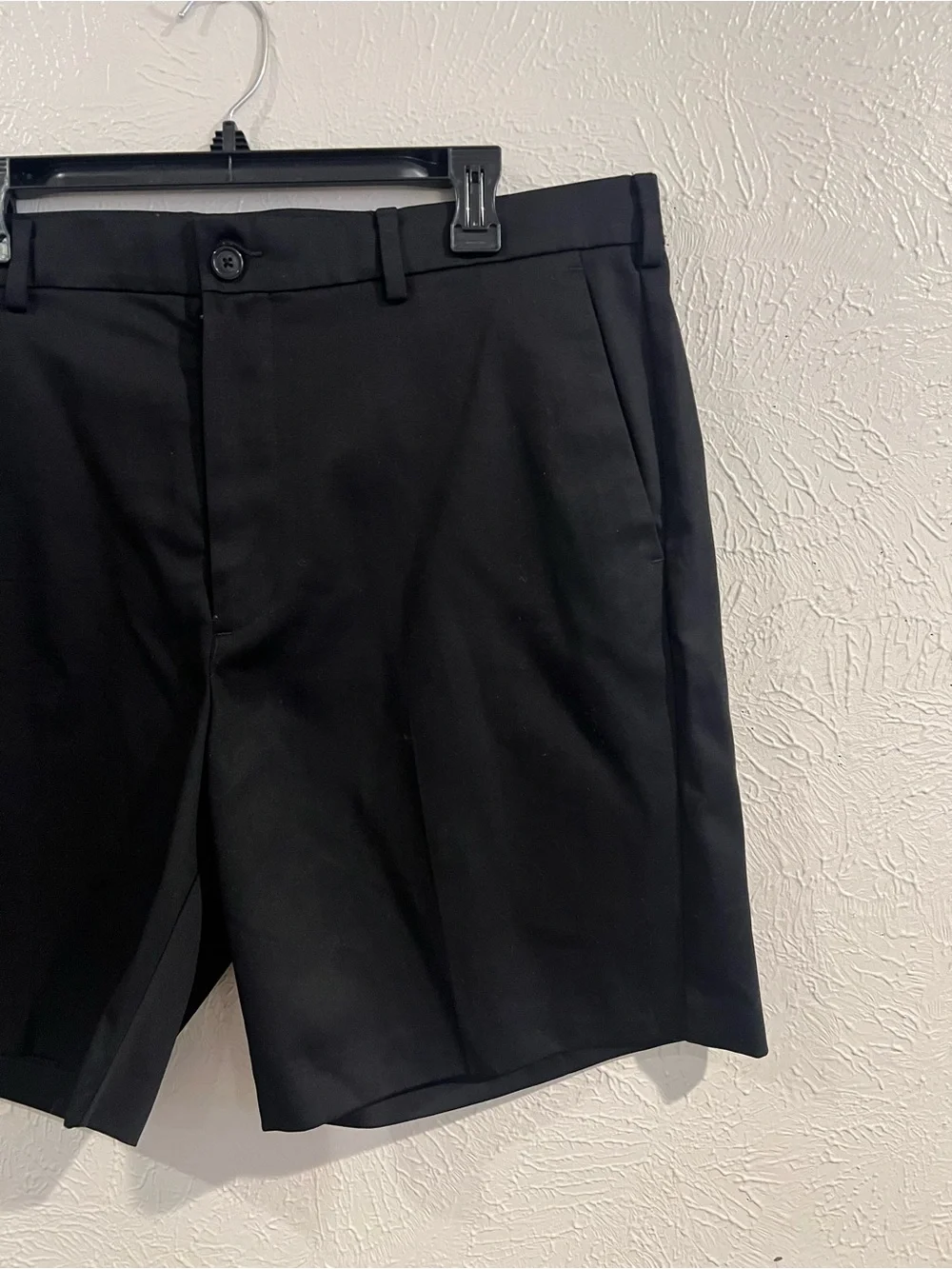 Brand new MENS Travel Smart RoundTree and York Classic Fit Short